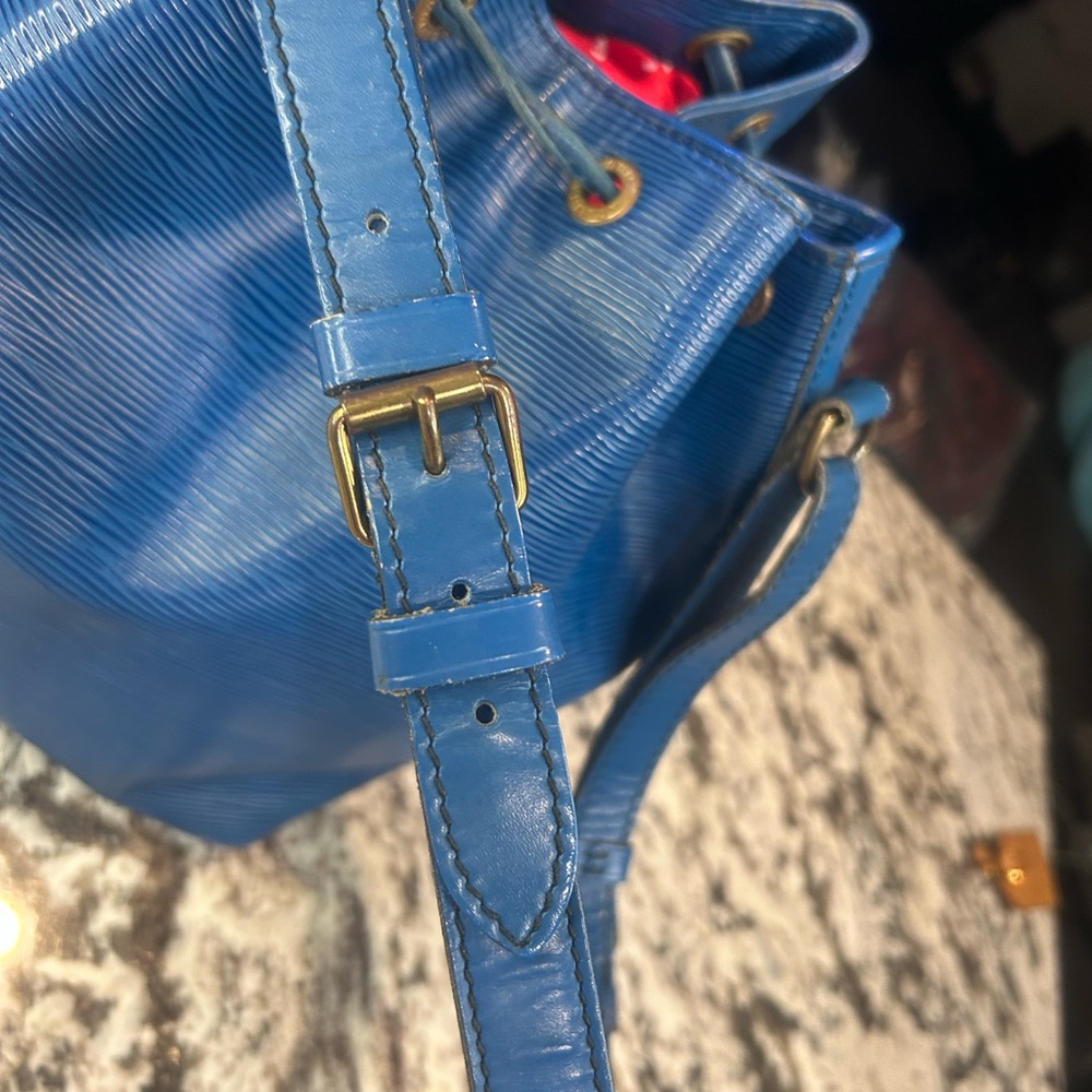 Louis Vuitton Epi Noe Bucket Bag with unbranded Dust - Picture 5 of 16